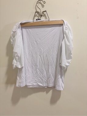 NWOT Women’s White Puff Sleeve Top